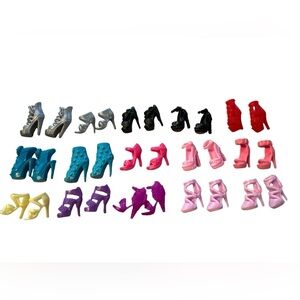 Lot Of 15 BARBIE DOLL SHOES MULTI COLORS STUDDED STRAPPY HEELS FASHION EUC